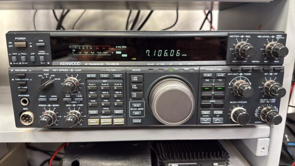 Kenwood TS-850S/AT